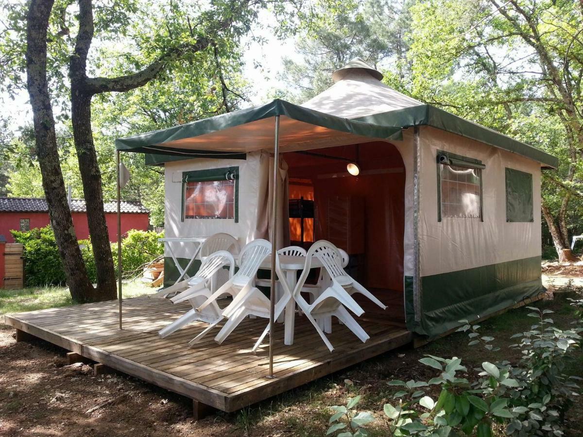 Camping Parc Saint Sauvayre Vagnas Exterior foto